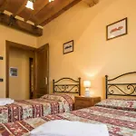 Historic With Swimming Pool Near Lucca