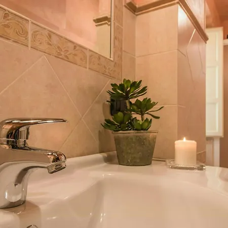Appartamento Historic With Swimming Pool Near Lucca Colle di Compito